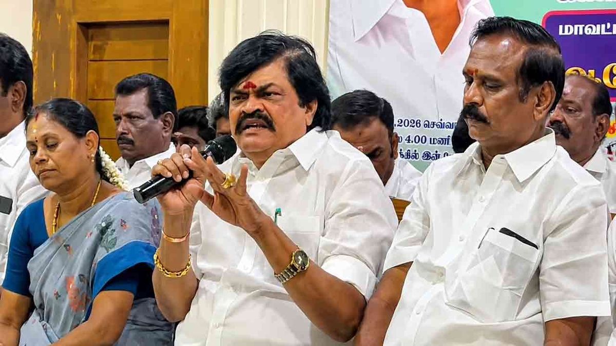 “விஜய் ஆட்சி தேவையில்லை என மக்கள் புலம்புகின்றனர்”