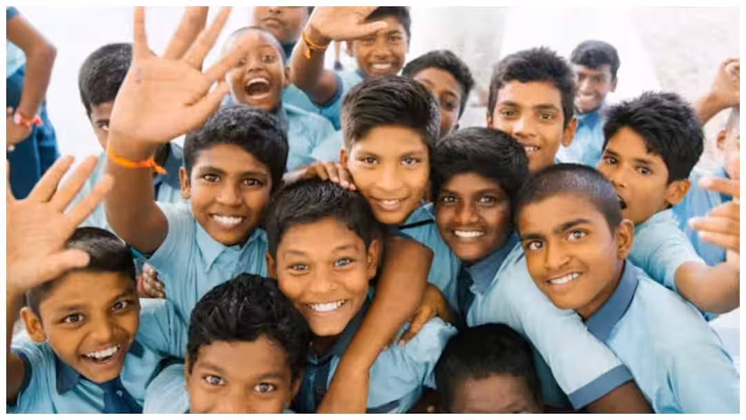 Thoothukudi district Holiday : நாளை முதல் பள்ளி, கல்லூரி, அரசு ஊழியர்களுக்கு 3 நாள் தொடர் விடுமுறை.!