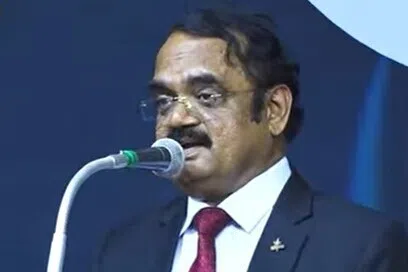 இந்தியாவுக்கு லீ குவான் யூ போன்ற தலைவர் தேவை: மயில்சாமி அண்ணாதுரை