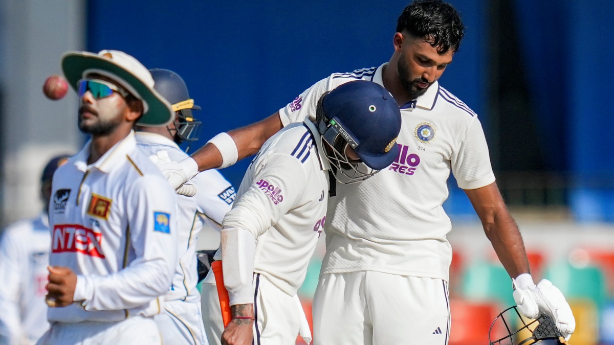 IND vs SL: படிக்கலுக்கு 2 கேட்ச் மிஸ்.. சதம் அடித்து அபாரம்.. பலமான நிலையில் இந்திய அணி