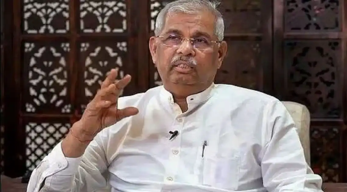 #BIG NEWS : தமிழ் வழியில் கல்வி கற்றோருக்கு அரசுப் பணிகளில் முன்னுரிமை..!!