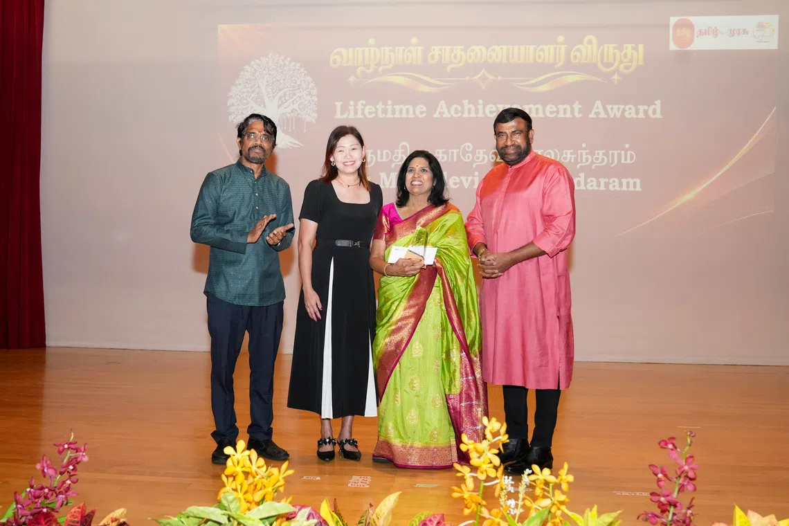 42 வருட தமிழ் ஆசிரியர்: திருமதி மகாதேவி பாலசுந்தரத்திற்கு வாழ்நாள் சாதனையாளர் விருது