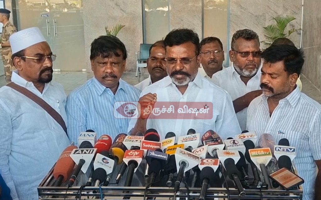 திருச்சி விமான நிலையத்தில் விசிக தலைவர் திருமாவளவன் பேட்டி.