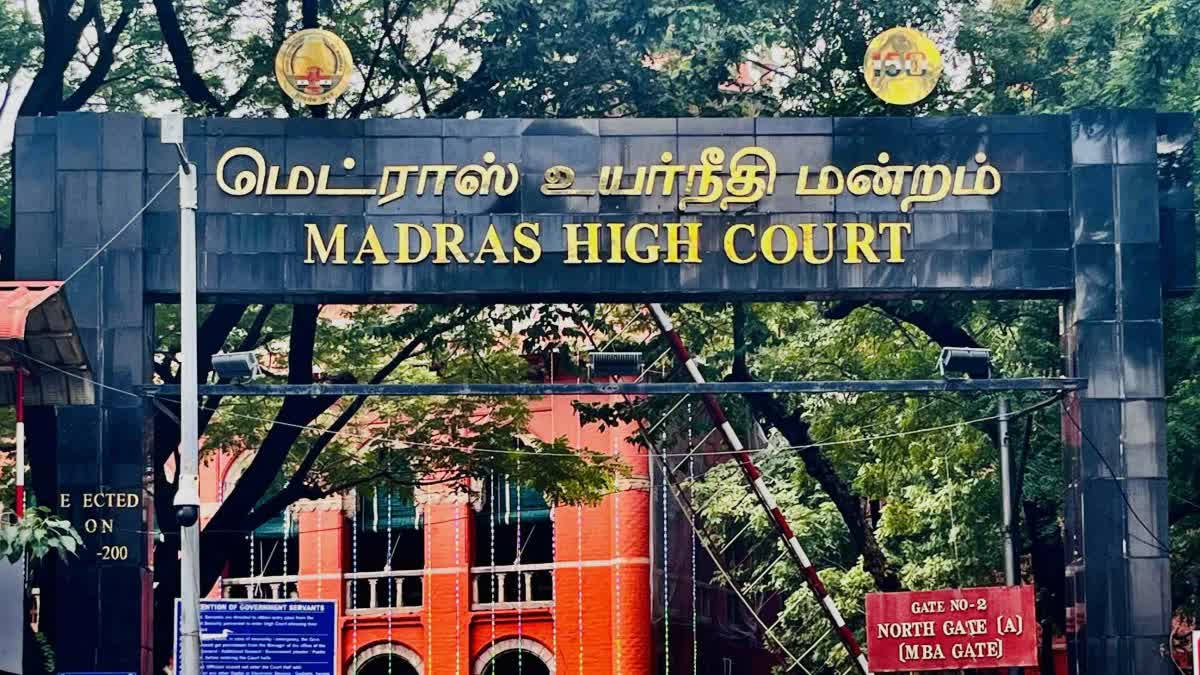 அதிமுக எம்எல்ஏக்கள் ராஜினாமா வழக்கு; ட்விஸ்ட் வைத்த இசக்கி சுப்பையா