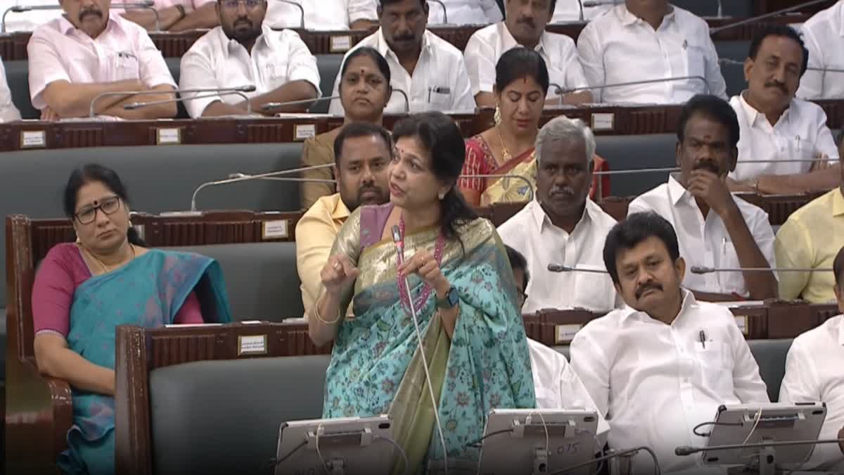 10-ஆம் வகுப்பு சான்றிதழில் தமிழ் பாடத்தின் பெயர் இடம்பெற வேண்டும்