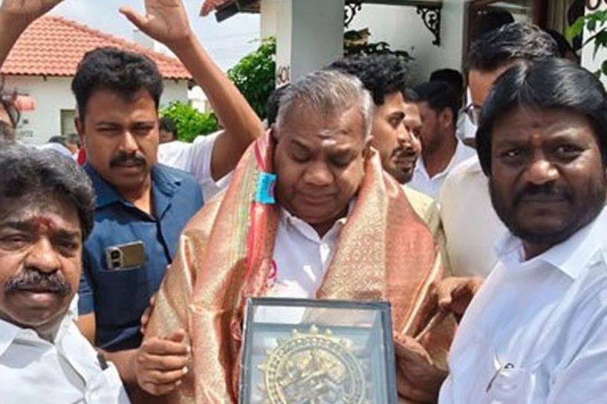 “துரோகம் மறக்காது!” அதிமுகவுக்கு டாடா காட்டிய முன்னாள் MLA... தவெகவில் திடீர் ஜம்ப்!