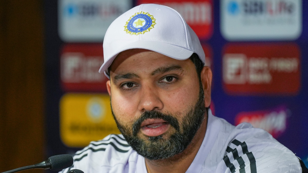 "உலகக்கோப்பை போட்டியில் இந்தியா மோசமாக ஆடியதால் ரசிகர்கள் தீ வைத்தனர்".. ரோஹித் சர்மா வேதனை