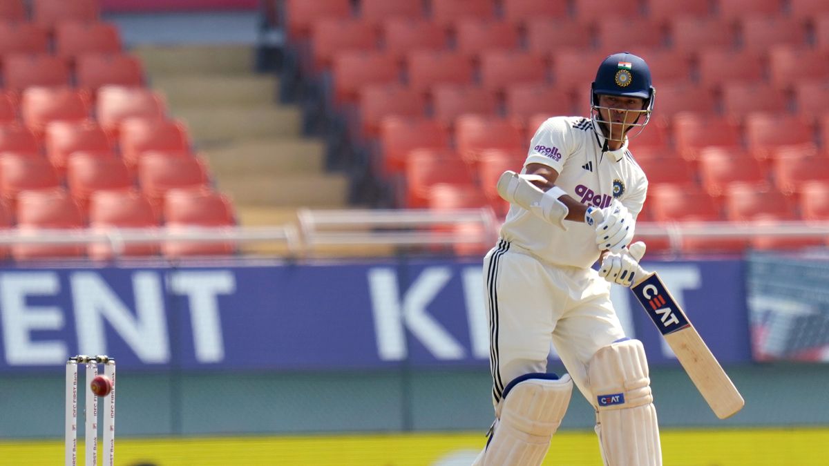 IND vs AFG: மீண்டும் காலை வாரிய ஜெய்ஸ்வால்.. தேவையில்லாத ஒரு ஷாட்