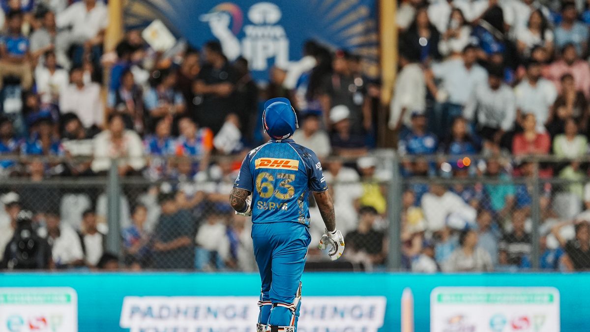 சூர்யகுமார் கேப்டன் பதவியிலிருந்து நீக்கப்பட்டதற்கு அஸ்வின் கண்டனம்.. தவறான முடிவு என கருத்து