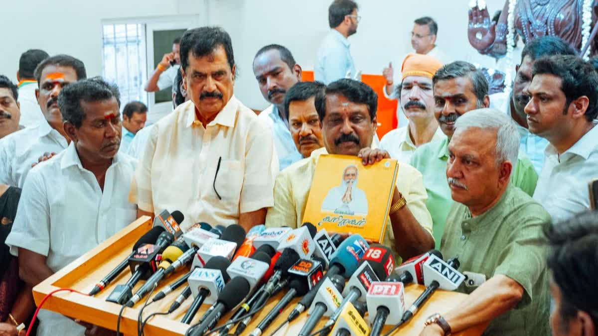 அண்ணாமலையின் இயக்கத்திற்கு பிரதமர் மோடி, அமித் ஷாவின் ஆசிர்வாதம் இல்லை