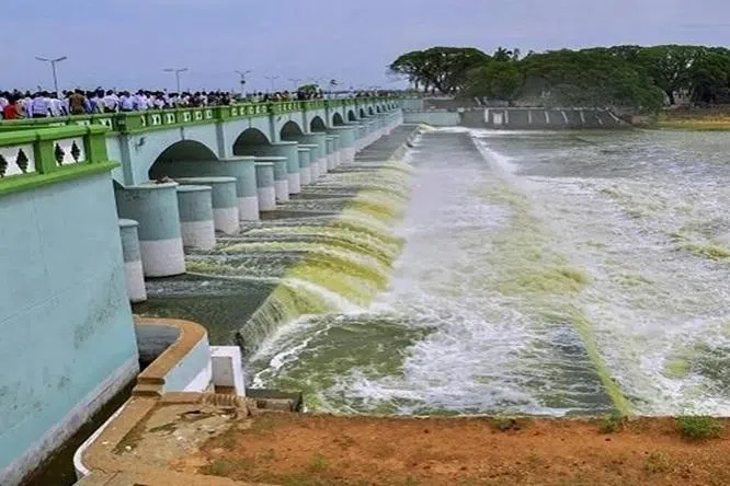மேகதாது அணை: தமிழகம் கவலைக்கு மத்திய அரசு விளக்கம்