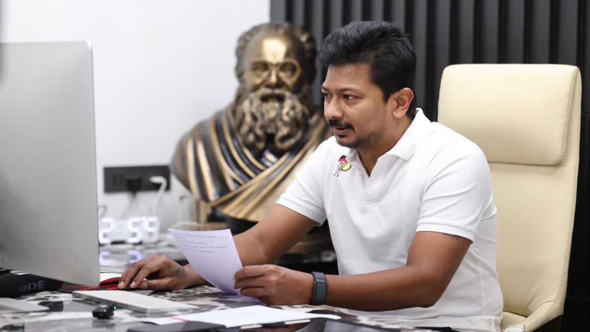 திமுக எம்.எல்.ஏ.க்கள் உடன் உதயநிதி ஸ்டாலின் ஆலோசனை