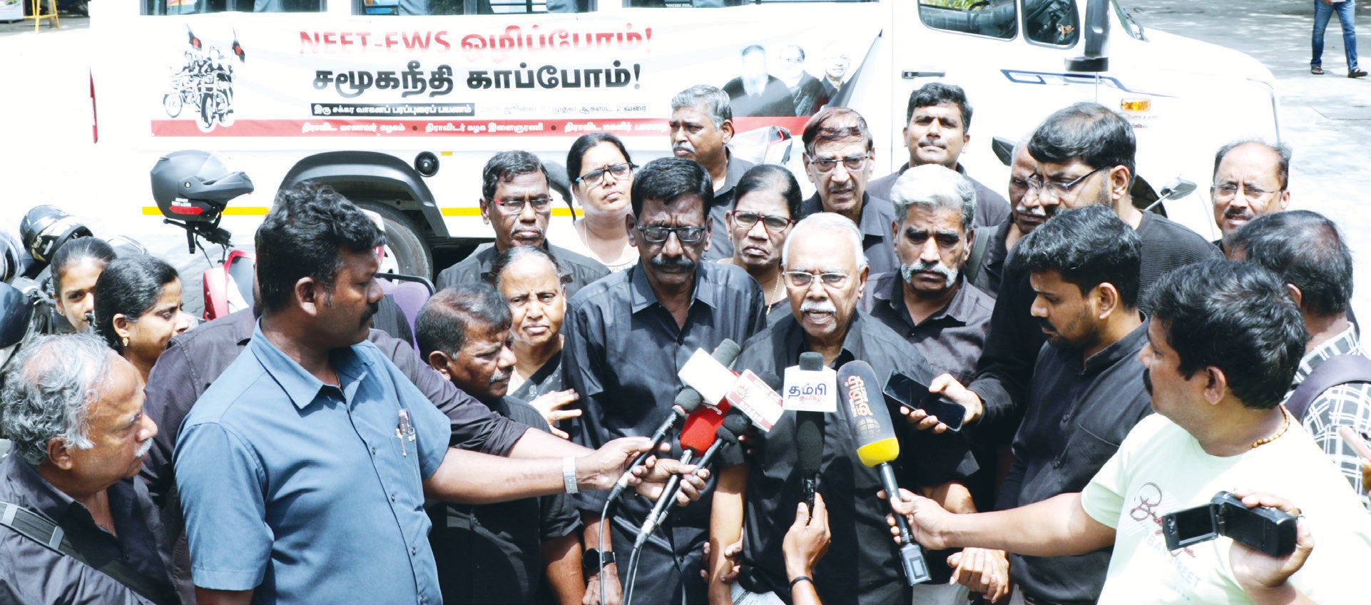 சென்னையில் செய்தியாளர்களிடம் கழகத் துணைத் தலைவர்