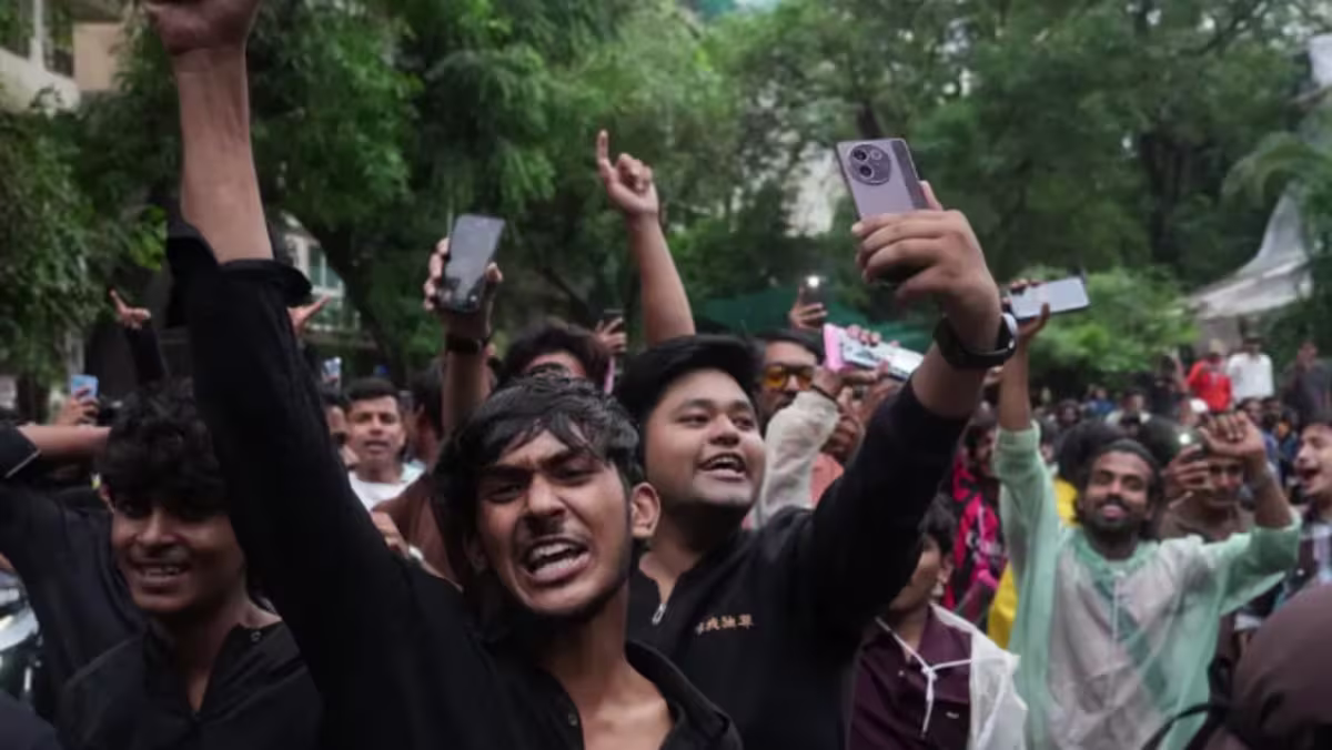 இந்தியாவில் தேர்வு வினாத்தாள் கசிந்தால் இனி கடுமையான தண்டனை