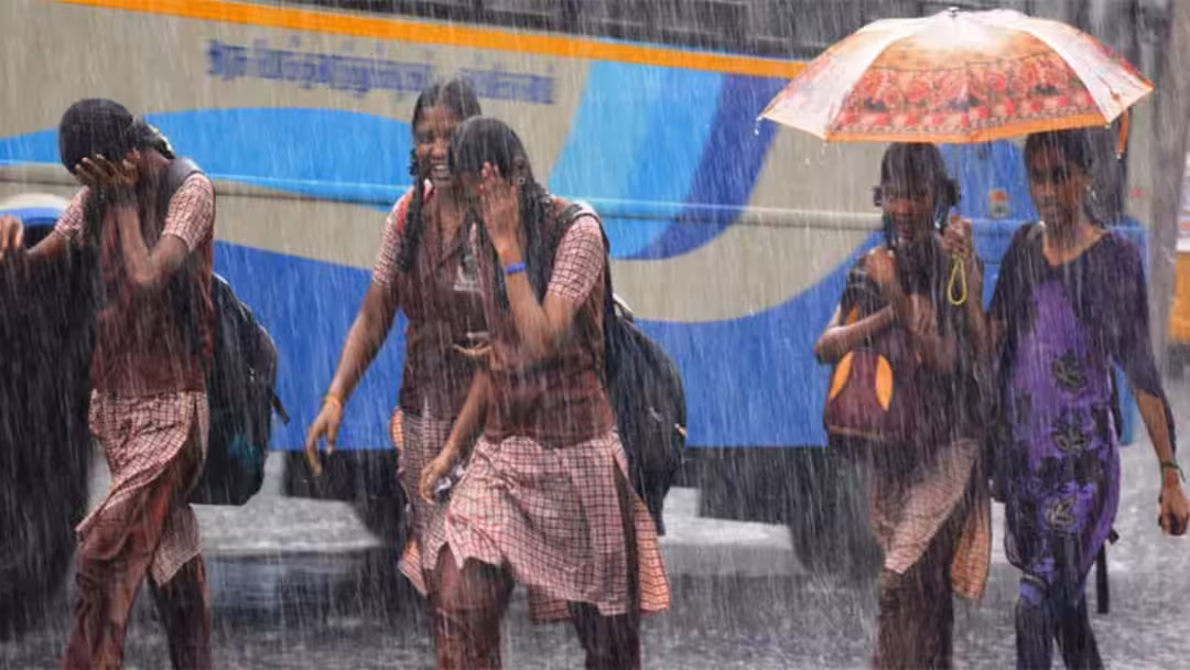 TN Weather News: இடி, மின்னல் காற்றுடன் கனமழை