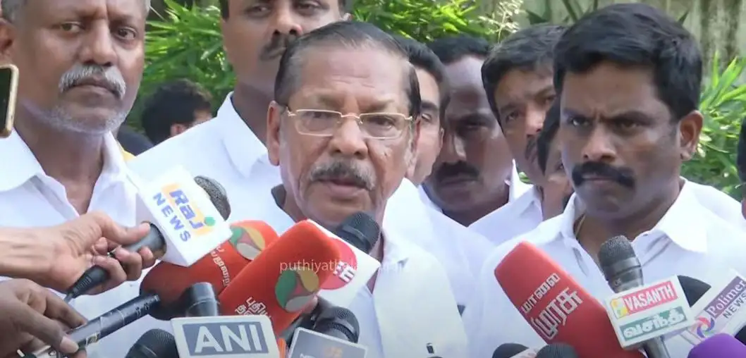 "திட்டங்களின் பெயரை மாற்றுவதால் திமுகவின் புகழ் மாறாது.. பெயரை மாற்றுவது முட்டாள்தானம்"