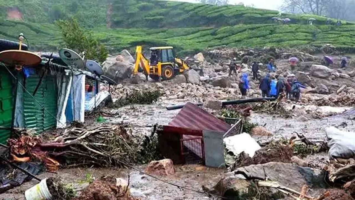 அதிகாலையில் நிலச்சரிவு; 7 மாவட்டங்களுக்கு ரெட் அலர்ட்