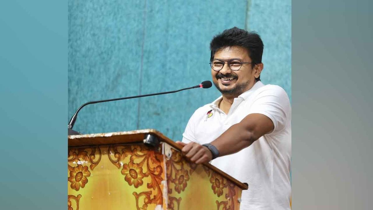 உதயநிதி ஸ்டாலின் மீது மகளிர் ஆணையத்தில் த.வெ.க. பரபரப்பு புகார்!