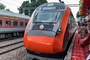 தரமற்ற உணவு விநியோகம்: ரயில்வே உணவு ஒப்பந்த நிறுவனங்களுக்கு ரூ.5.13 கோடி அபராதம்