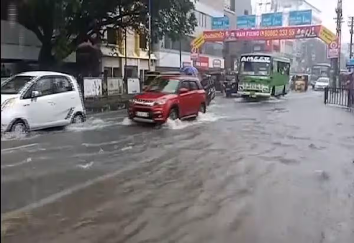 கேரளாவில் 8 மாவட்டங்களுக்கு ரெட் அலர்ட்: இந்திய வானிலை மையம் எச்சரிக்கை