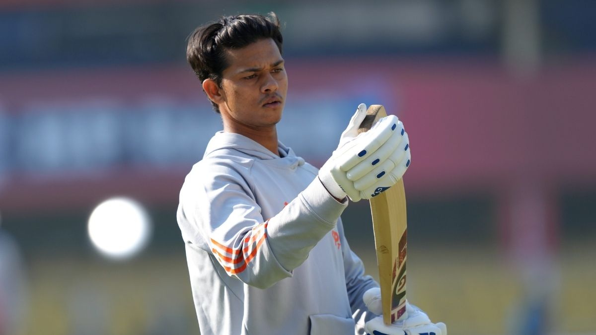 IND vs SL பயிற்சி டெஸ்டில் வெறும் 2 பந்தை சந்தித்த உடன் நடையைக் கட்டிய ஜெய்ஸ்வால்.. பெரும் ஏமாற்றம்