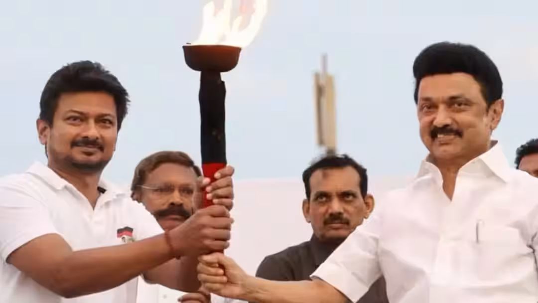 TVK vs DMK: மு.க.ஸ்டாலின் மிசாவில்தான் கைது செய்யப்பட்டாரா? உதயநிதிக்கு தவெக கேள்வி