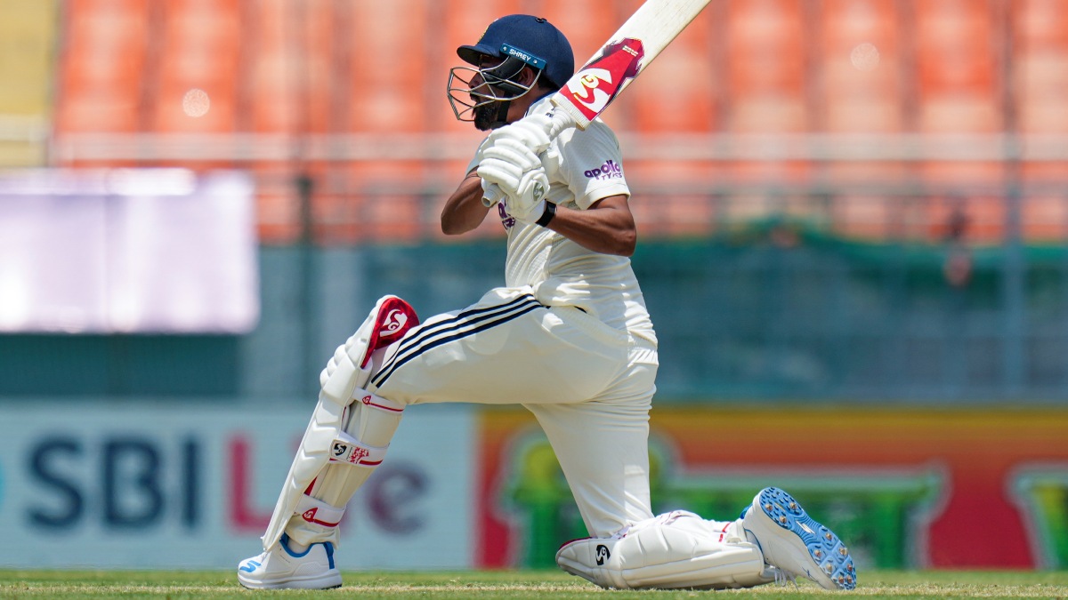 IND vs SL: இந்திய அணிக்கு கிடைத்த புது ஆல்ரவுண்டர்.. இலங்கைக்கு எதிராக பேட்டிங்கிலும் கலக்கிய சிராஜ்