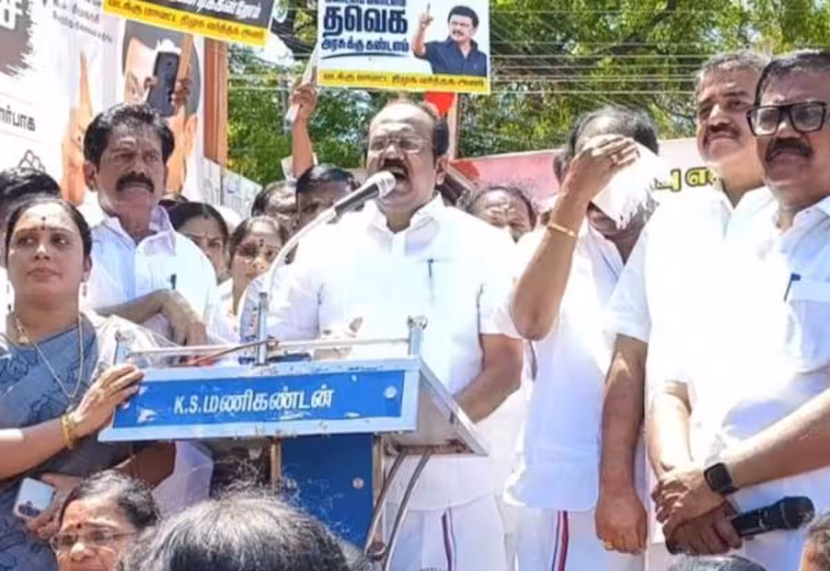  த.வெ.க., அரசு பட்டாசு தொழிலை முடக்குகிறது: தி.மு.க., 'மாஜி' புகார்