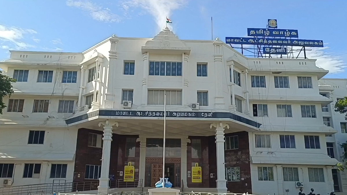 மேகமலை புலிகள் காப்பகத்தை ஆக்கிரமித்துள்ள அரசு அதிகாரிகள்