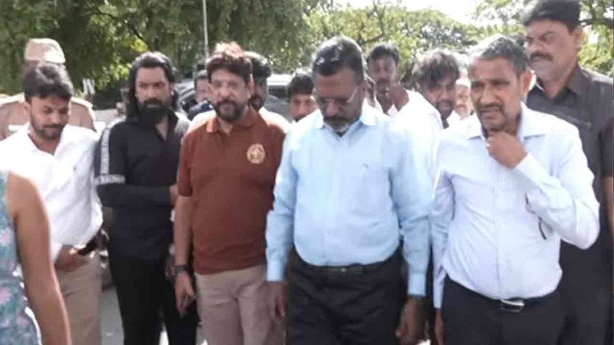 விசிகவின் முதல் மானியக் கோரிக்கை; திடீர் என்ட்ரி கொடுத்த திருமாவளவன்!