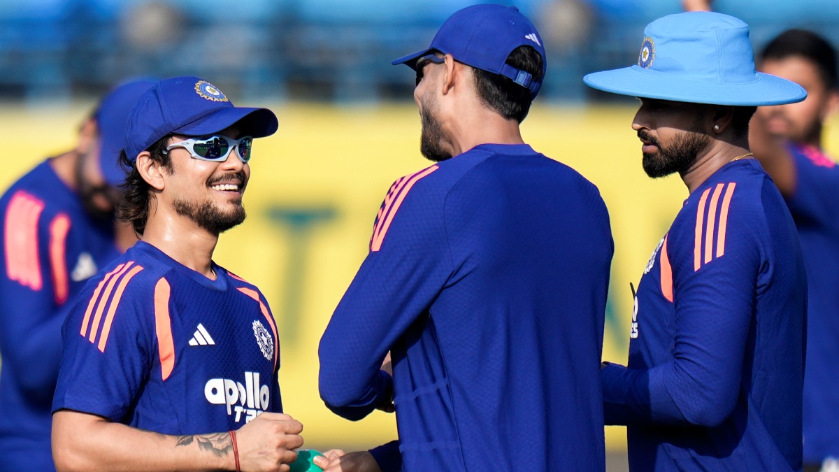 IND vs AFG: இந்திய அணியிலிருந்து 8 வீரர்கள் அதிரடி நீக்கம்.. பிசிசிஐ முடிவின் பின்னணி என்ன?