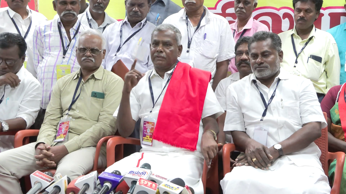 மு.க.ஸ்டாலினை உருவகேலி செய்வதா?
