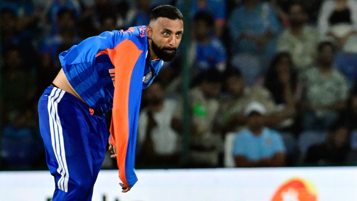 IND vs AFG: வருண் சக்கரவர்த்திக்கு மீண்டும் காயம்.. தொடரை விட்டு வெளியேற வாய்ப்பு