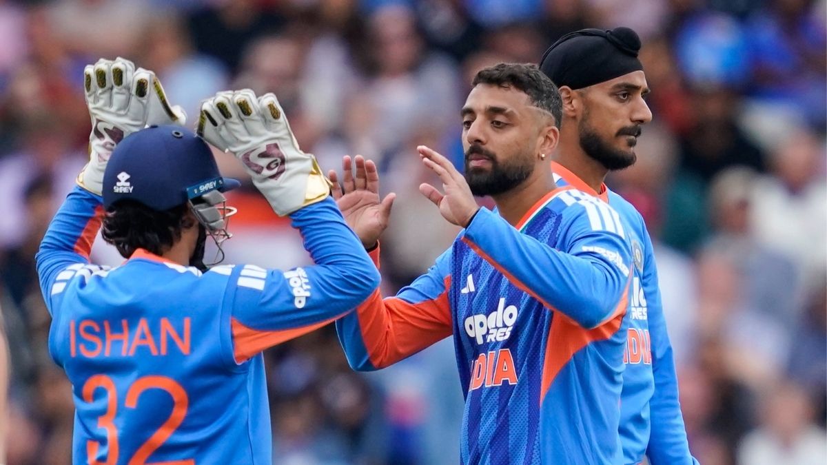 இந்திய அணிக்கு பேரிடி. நட்சத்திர சுழற்பந்து வீச்சாளர் தொடரில் இருந்து நீக்கம்.. பிசிசிஐ அறிவிப்பு
