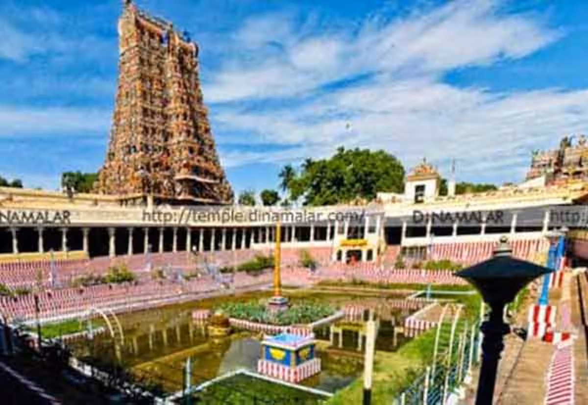 மதுரை மீனாட்சி கோவில் கும்பாபிஷேகத்தில் அரசியல் இல்லை அறங்காவலர்களுக்கு அமைச்சர் பதிலடி