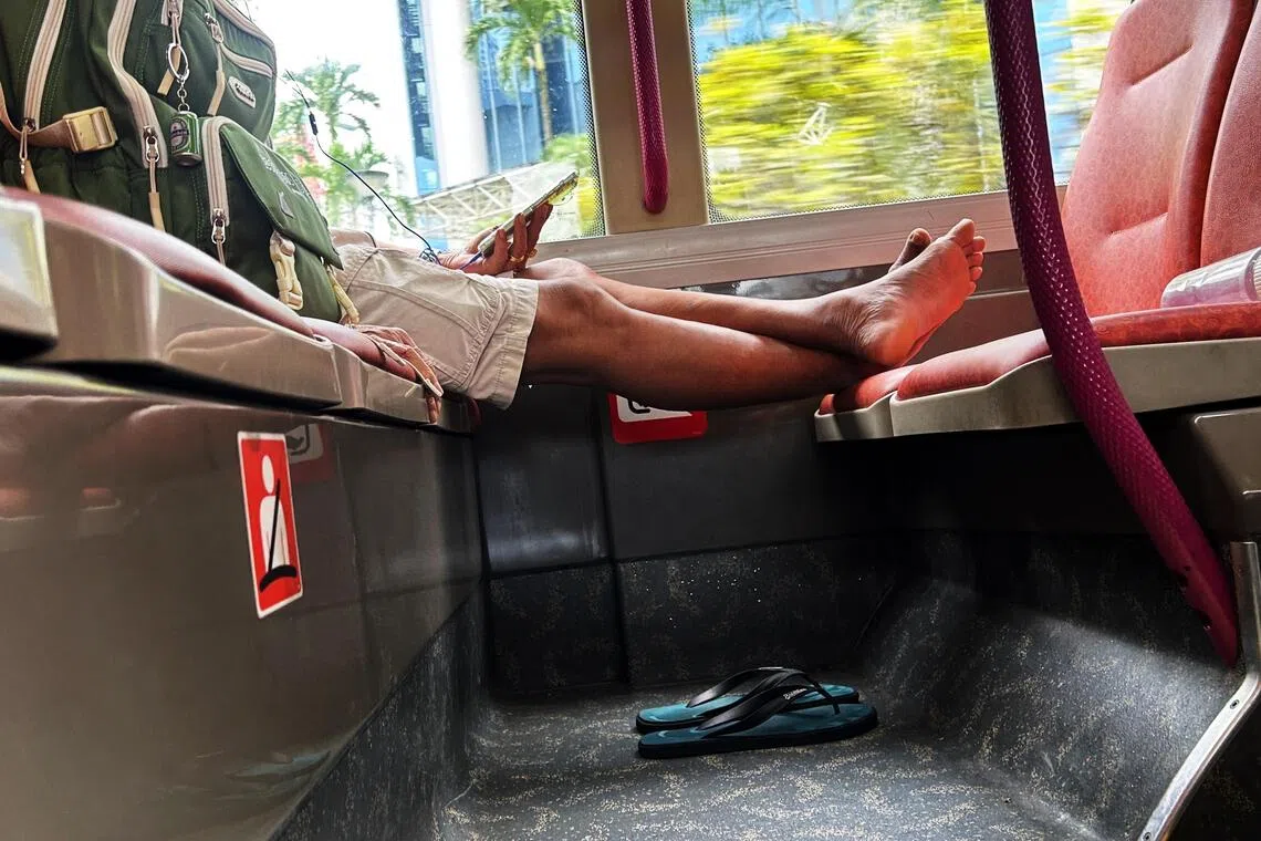 பேருந்துகளில் அசௌகரியம் விளைவிக்கும் பயணிகளுக்கு அபராதம்