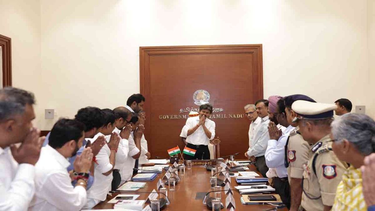 டெங்கு காய்ச்சல் : அதிகாரிகளுக்கு முதல்வர் விஜய் முக்கிய அறிவுறுத்தல்!