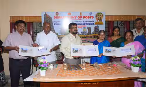 மீனாட்சி கோயில் கும்பாபிஷேகம் சிறப்பு அஞ்சல் உறை வெளியீடு