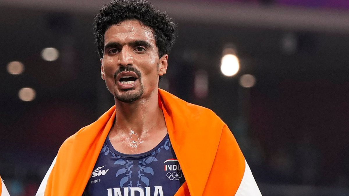 புதிய வரலாறு.. ஆசிய விளையாட்டில் 3 பதக்கங்களை அள்ளிய குல்வீர் சிங்.. 5000 மீட்டரில் வெண்கலம்