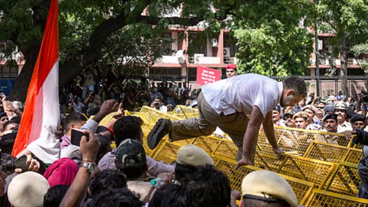 ”அத்துமீறி நுழைந்த ராகுல்காந்தி?”; வழக்கு பதிந்த காவல்துறை