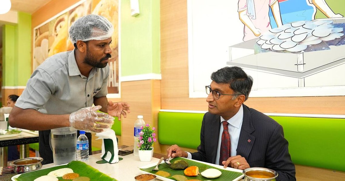 அரசதந்திரப் பதவியிலும் ‘மலையாளி’ அடையாளத்தை மறக்காத பால் தோப்பில்