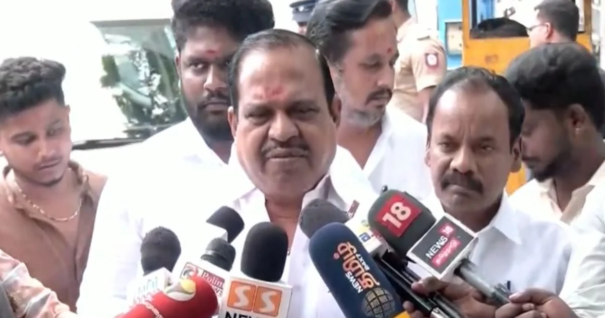 குதிரை பேர விவகாரம் : ஆளுநரிடம் அதிமுக புகார்