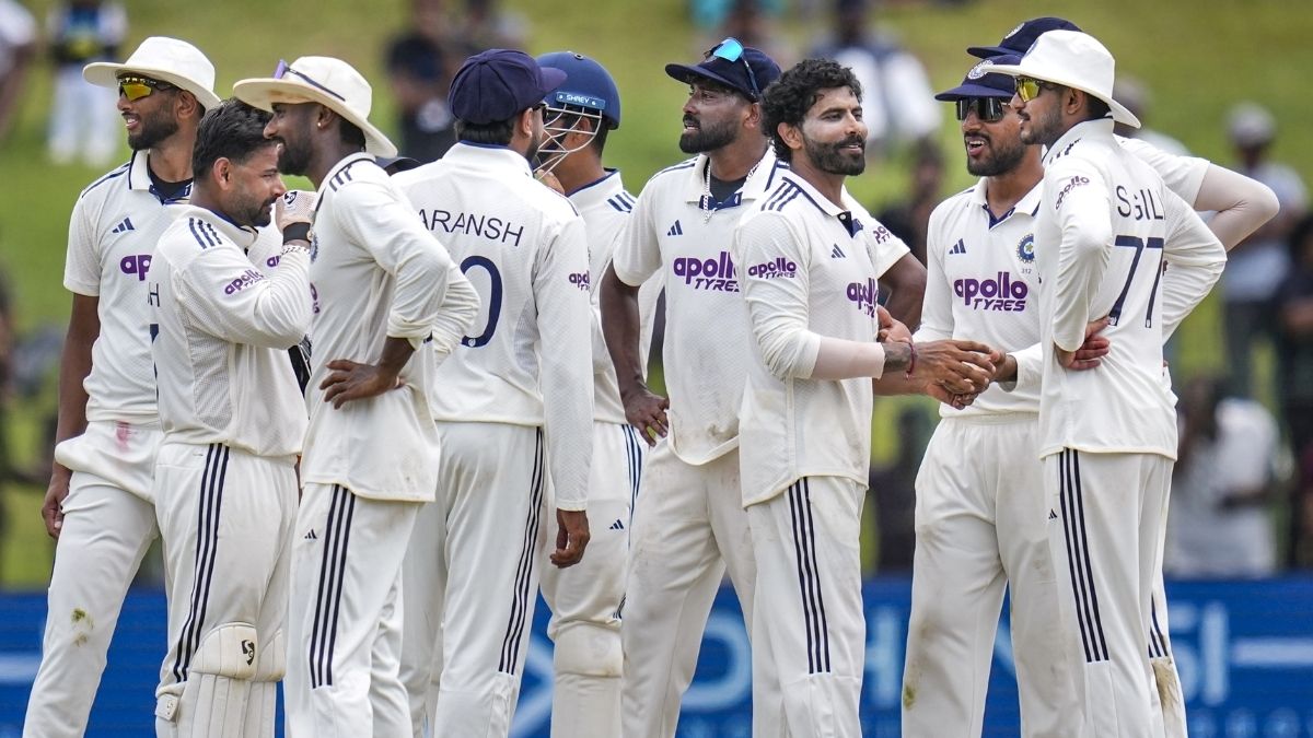 இந்திய டெஸ்ட் அணியில் இருந்து ஒரு பேட்ஸ்மேன், 3 பவுலர்கள் நீக்கம்.. உள்ளே வந்த 5 வீரர்கள்!
