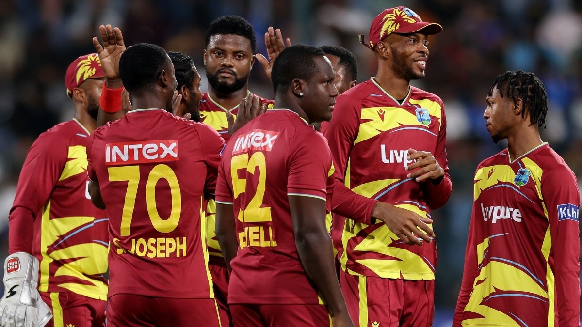 24 ஆண்டு கால வரலாற்றை முறியடிக்க இருந்த வெஸ்ட் இண்டீஸ்.. பெங்களூர் மழையால் தப்பிய இந்திய அணி